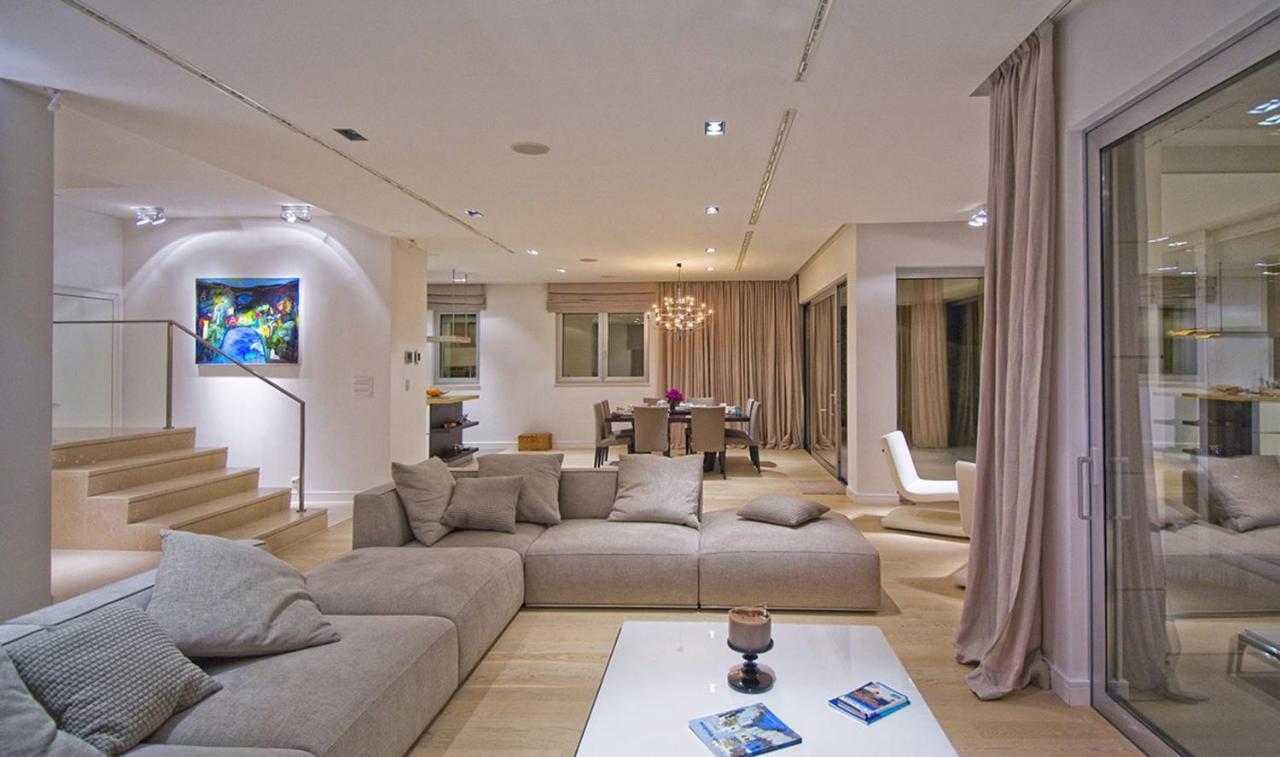 Luxury Seafront Villa My Dream With Private Pool, Jacuzzi And Staff At The Beach On Brac Island - Sumartin Selca  Exterior photo
