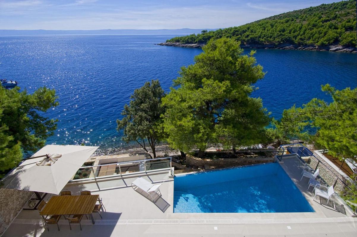 Luxury Seafront Villa My Dream With Private Pool, Jacuzzi And Staff At The Beach On Brac Island - Sumartin Selca  Exterior photo