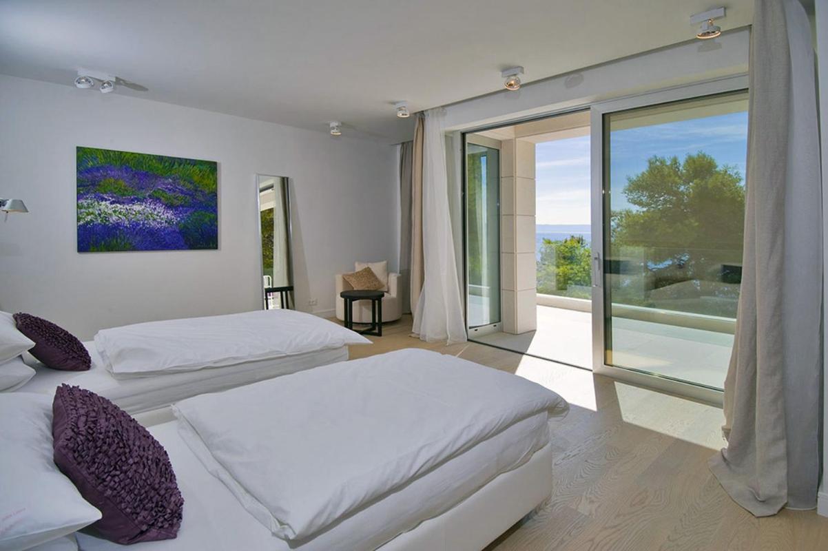 Luxury Seafront Villa My Dream With Private Pool, Jacuzzi And Staff At The Beach On Brac Island - Sumartin Selca  Exterior photo