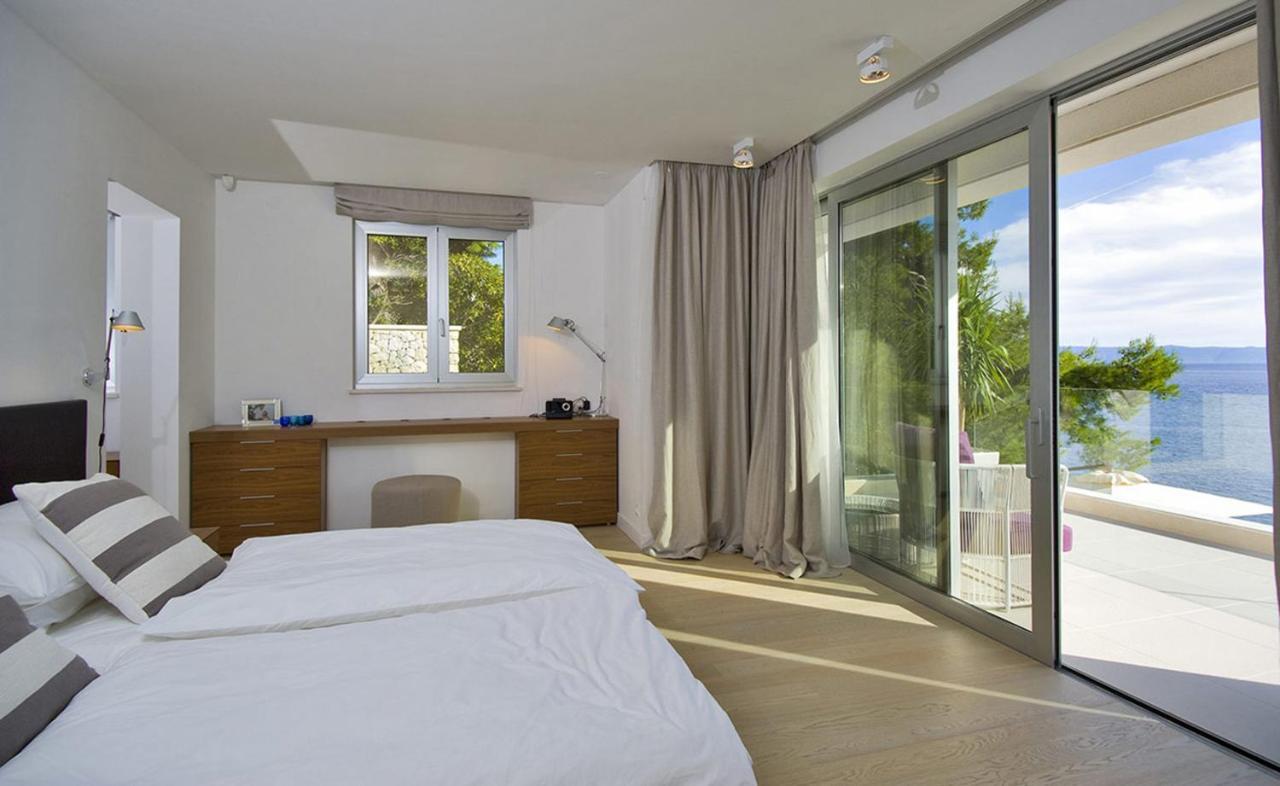 Luxury Seafront Villa My Dream With Private Pool, Jacuzzi And Staff At The Beach On Brac Island - Sumartin Selca  Exterior photo
